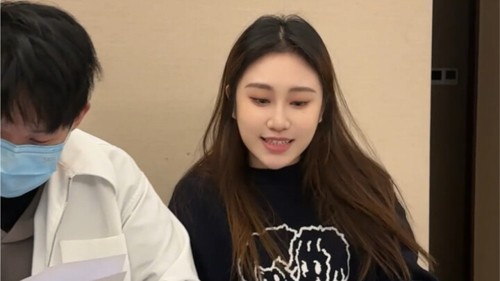 หนุ่มสาวยุคปัจจุบันถอดแบบความจริง