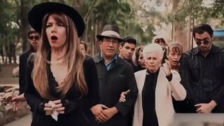 这个女人的反射弧居然这么长