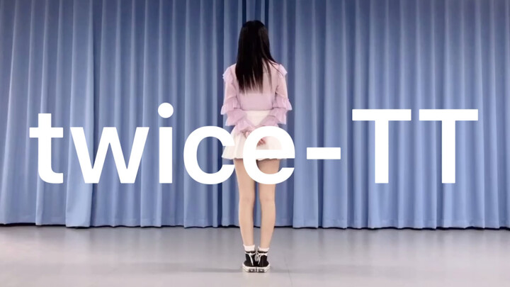 Thiếu gia, phu nhân cuối cùng cũng chịu đăng video rồi!