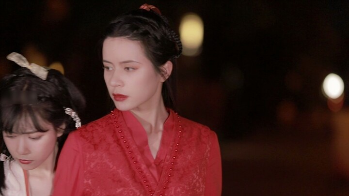 "Kamu punya orang lain untuk melindungimu, jadi pergilah sekarang." "Kucing Iblis dan Pengusir Setan