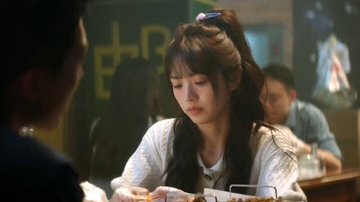 Apakah dipandangi oleh lawan jenis dianggap sebagai perlakuan yang mengganggu?