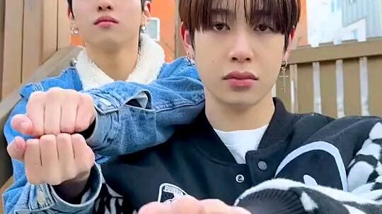 omg hunter is so cute