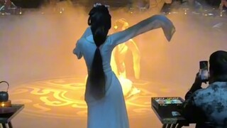 成功不是先有钱 而是先有胆 什么都不敢尝试的人注定要穷一辈子！赵都礼宴