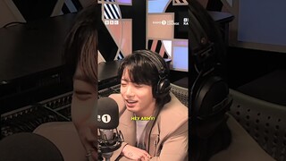Jung Kook sends a message to all his fans!! SO MUCH LOVE 💜😭 #JUNGKOOKLIVELOUNGE #bts #jungkook