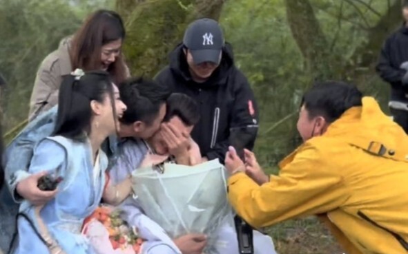 It's so funny! He cries, she laughs, he kisses, he pats, they do their own thing