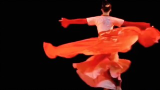 I can always believe that Chinese classical dance is really beautiful.