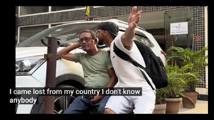 Getting Close To People's Faces In India 🤣🤣🤣