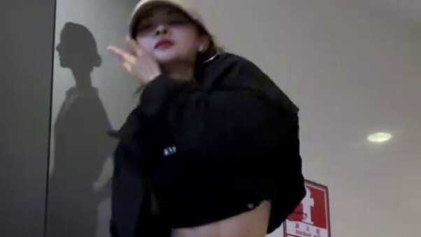 Zhou Zhennan potion sister first catch the early bus