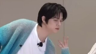 【崔然竣】怎么会有人舞蹈慢速表情也自己慢速啊 什么表情都做只会害了你！