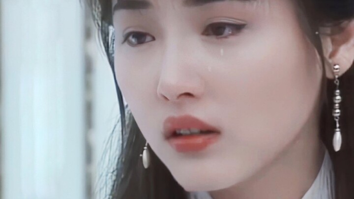 Director, you really have no sense of proportion! How could you cast someone with looks like hers as