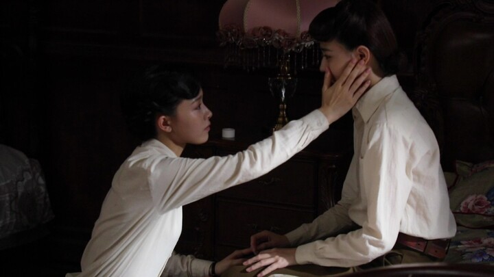 Yumeng CP hugs behind the scenes