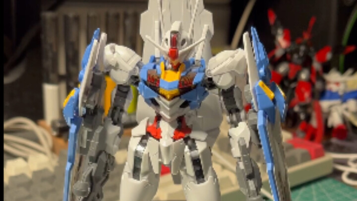 Three Shield Wind Spirit Gundam, Shield Hero