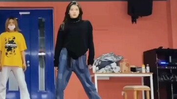 Xiaoting's movements are so quick