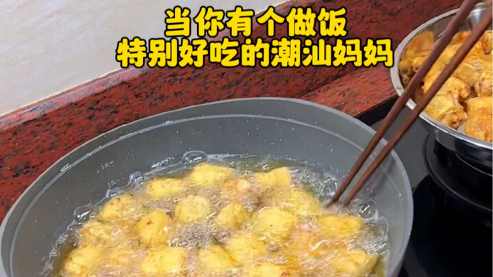 Kumpulan makanan enak buatan Mama sudah hadir! Aku selalu cinta sama Mama!!!!