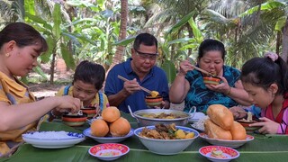 Ăn Một Lần Nhớ Mãi với Món Gà Cồ Nấu Cà Ri Chấm Bánh Mì | TKQ & Family T923