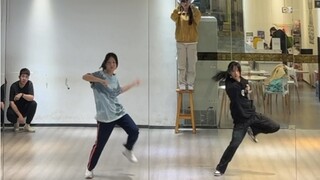 This is the first time I danced so happily since school started!