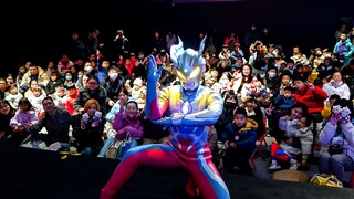 My family, I came to see the Ultraman Zero 15th Anniversary Exhibition! Share the wonderful content 