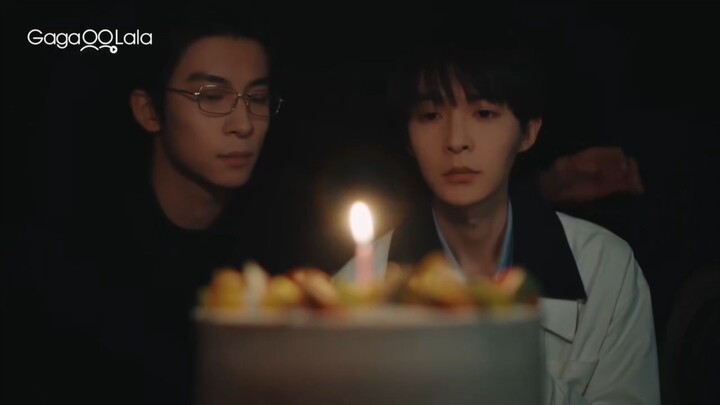 Happy birthday, Xiaofan! We're glad your wish came true, you now have your boyfriend back 🍰