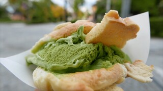 Trở lại tuổi thơ với món bánh mì kẹp kem #amthucduongpho