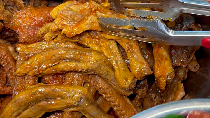 太喜欢柳州的爆辣螺蛳粉了