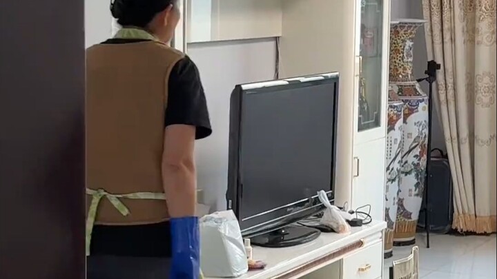 Hóa ra chuyện gì cũng cần một lý do.