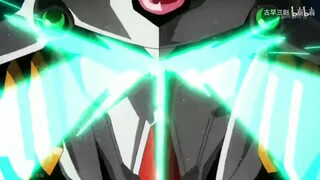 【机动战士高达】“敌人的boss驾驶高达登场了”~
