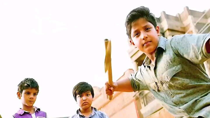 Chiến thần sa mạc vàng