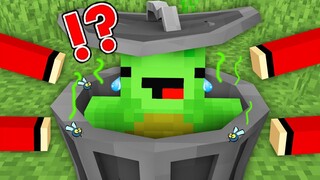 Everyone HATES Mikey and JJ in Minecraft - Maizen Nico Cash Smirky Cloud