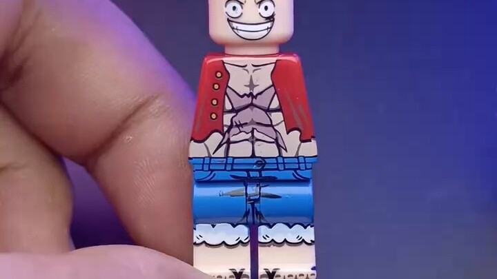 ลูฟี่ยาง แขนยาวคู่หนึ่งไว้กินดื่มเท่านั้นเหรอ? การประกอบบล็อกไม่ใช่เลโกนะ