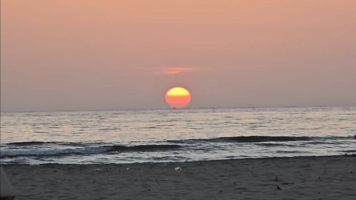 Sunrise hyperlapse moment #sun #sunset #sunrise