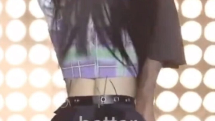 【ลิวจื้อหมิน】ชุดเดิมที่ใส่เมื่อหลายเดือนก่อน กลับมาสวมอีกครั้ง