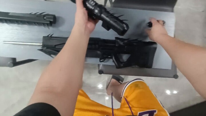 (Destiny 2) Immersive unboxing of a bug sniper from first-person perspective