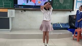 Khi bạn nhảy múa tình yêu vào ngày thiếu nhi
