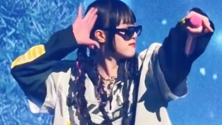帅晕！甜妹崔叡娜跳New thing+唱数星星！