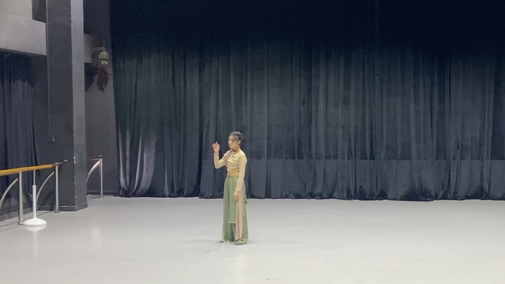 《孤独患者》｜舞蹈生个人编导作业