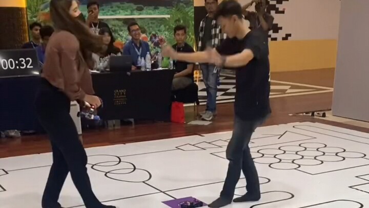 رائد الخوارزميات = كود موروث من الأجداد