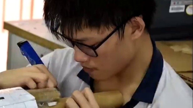 นักเรียนมัธยมปลายกวางโจว114514