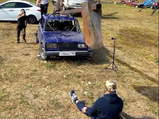 Can’t figure out how to survive for now.