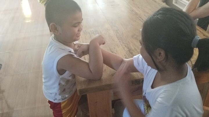 nang maglaban ang mag-ate