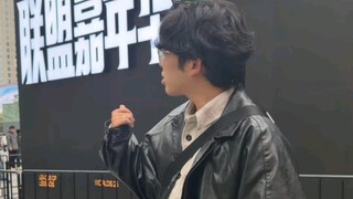 When LOL players TP to Chengdu