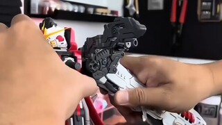 It took 200 hours to assemble a 1/72 giant! The finished product is so cool! It instantly makes all 