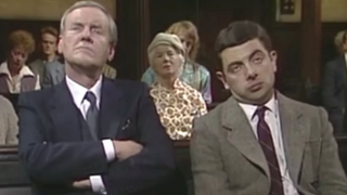 การจามและการงีบหลับในโบสถ์ มิสเตอร์บีน ออฟฟิเชียล