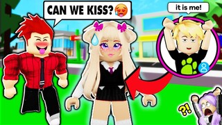 PRETENDING TO BE A GIRL IN ROBLOX