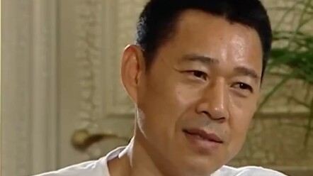 During the filming of “Farewell My Concubine,” director Yang Jie of “Journey to the West” once said 