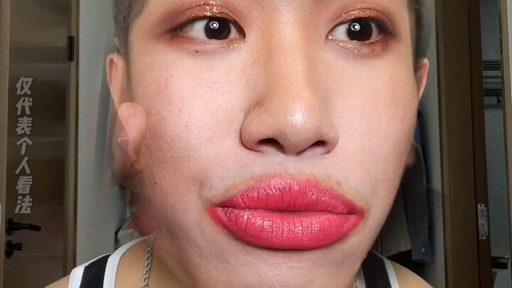 Apakah pacar yang suka makeup ala Barat itu ada di buku telepon?