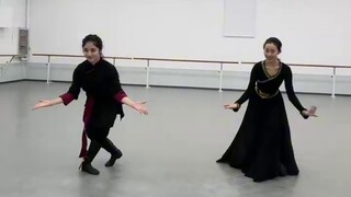 Bạn có rời đi không? Hãy cùng nhau đi đua ngựa! ! ! Mông Cổ nhảy múa như làn khói