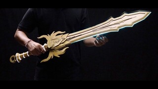 The Hero'S Light Sword