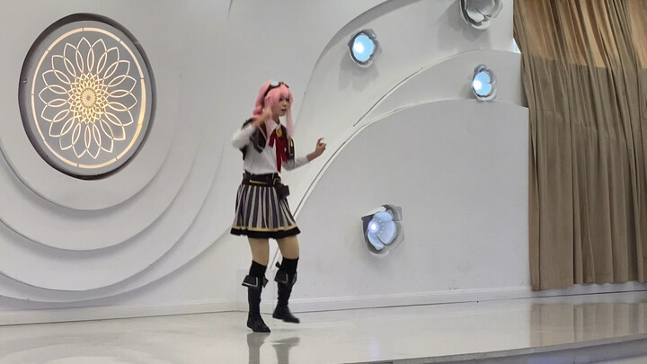 Pertama di seluruh internet! Follow Tafi, terima kasih meong??!!