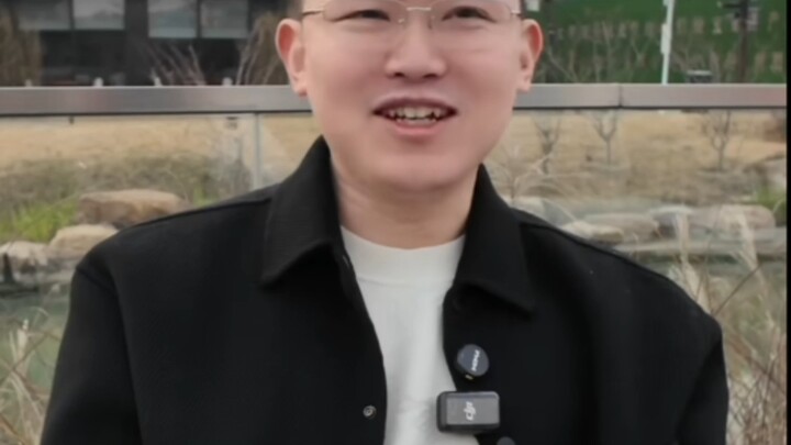 “态度是心的面具！”