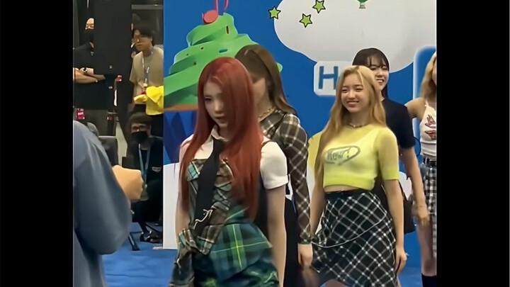 Multiple angles of Shen Xiaoting dancing to "Move"—Senior Sister Xiaoting is so mesmerizing, it real